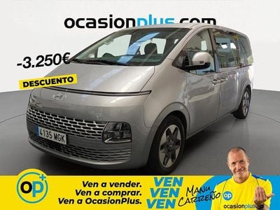 Usado Hyundai Staria 177 CV (130 kW) 2023 Gris Monovolumen