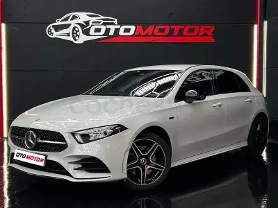 Usado Mercedes A250 218 CV (160 kW) 2021 Blanco Berlina