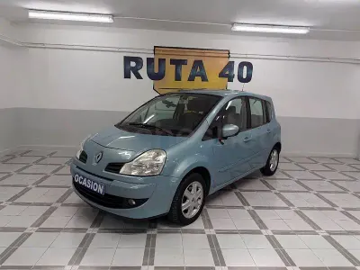 Usado Renault Grand Modus Dynamique 85 CV (62 kW) 2010 Azul Monovolumen