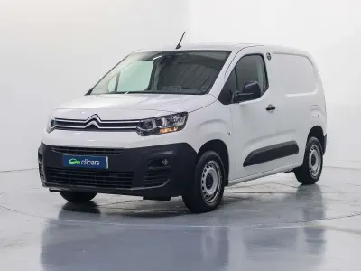 Usado Citroën Berlingo 102 CV (75 kW) 2022 Blanco Monovolumen