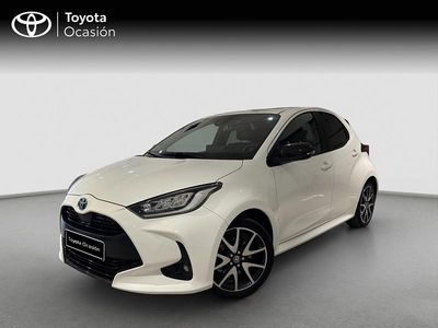 Begagnad Toyota Yaris Style 116 HK (85 kW) 2022 Vit Halvkombi