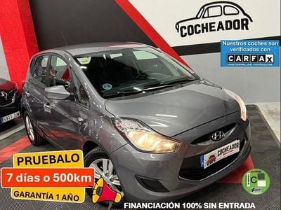 Usado Hyundai ix20 90 CV (66 kW) 2015 Gris / plata Utilitario
