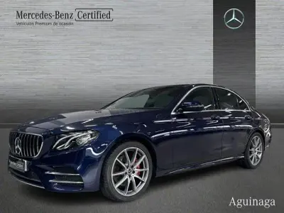 Usado Mercedes E220 AMG line 194 CV (142 kW) 2020 Azul cavansita