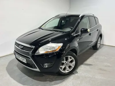 Usado Ford Kuga Titanium 136 CV (100 kW) 2009 Negro SUV