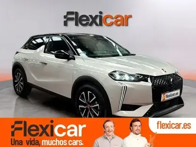 Usado DS Automobiles DS3 Crossback Performance 130 CV (95 kW) 2023 Gris SUV