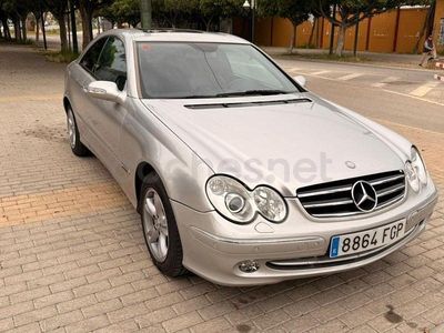 Usado Mercedes CLK270 Avantgarde 170 CV (125 kW) 2004 Gris / plata Coupe