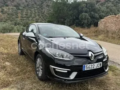 Usado Renault Mégane Intens 115 CV (84 kW) 2015 Negro Coupe