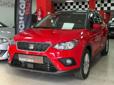 Usado Seat Arona Style 110 CV (80 kW) 2021 Rojo SUV