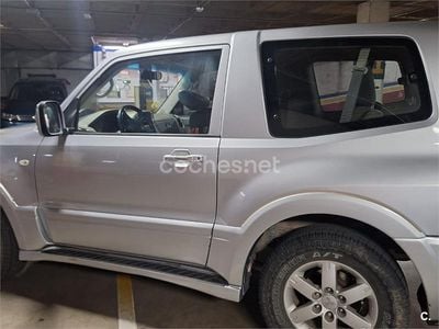 Usado Mitsubishi Montero Intense 160 CV (117 kW) 2006 Gris / plata SUV