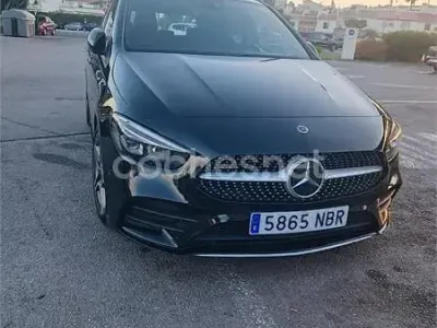 Occasion Mercedes B200 136 PK (100 kW) 2020 Zwart MPV