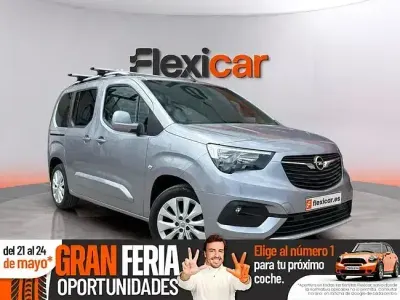 Usado Opel Combo Innovation 130 CV (95 kW) 2019 Gris Monovolumen
