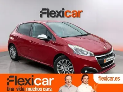 Usado Peugeot 208 Access 82 CV (60 kW) 2017 Rojo Utilitario