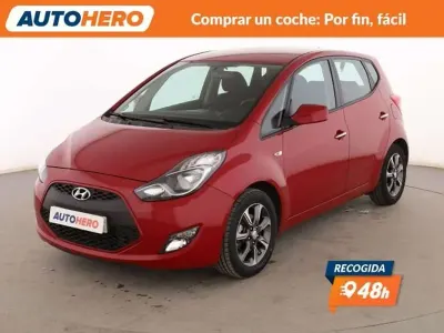 Usado Hyundai ix20 90 CV (66 kW) 2018 Rojo Utilitario