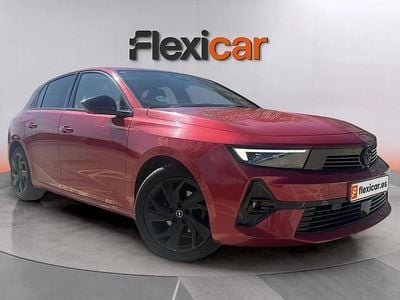 Usado Opel Astra 131 HP (96 kW) 2023 Vermelho Sedan
