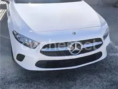 Usado Mercedes A180 136 CV (100 kW) 2022 Blanco Berlina