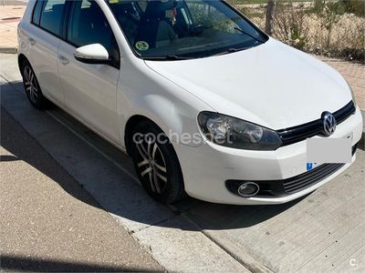 Usado VW Golf VI 105 CV (77 kW) 2011 Blanco Utilitario