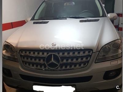 Gris / plata Usado 2008 Mercedes ML500 SUV | 35.000 €