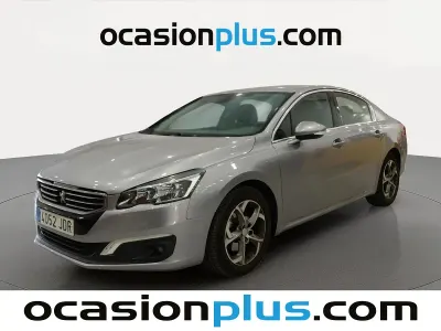 Usado Peugeot 508 Active 140 CV (102 kW) 2015 Gris Berlina