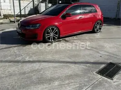 Usado VW Golf VII GTD 184 CV (135 kW) 2015 Rojo Berlina