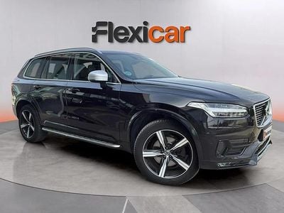 Käytetty Volvo XC90 R-Design 235 HP (172 kW) 2018 Musta Katumaasturi