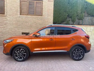 Usado MG ZS Luxury 111 CV (81 kW) 2024 Naranja SUV