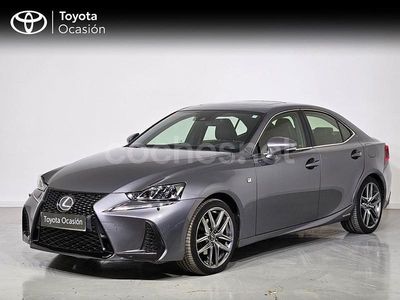 Usado Lexus IS300h Sport Line 223 CV (164 kW) 2017 Gris / plata Berlina