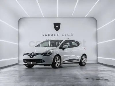 Usado Renault Clio IV Dynamique 90 CV (66 kW) 2015 Blanco Berlina