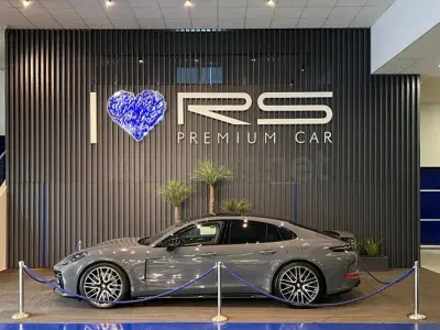 Usado Porsche Panamera 4 470 CV (345 kW) 2025 Gris / plata Berlina