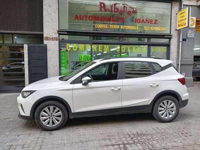 Usado Seat Arona Reference 95 CV (69 kW) 2022 Blanco SUV