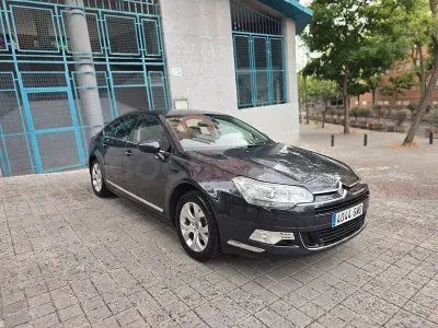 Usado Citroën C5 Exclusive 136 CV (100 kW) 2009 Azul Berlina