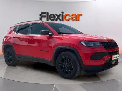 Usado Jeep Compass Night Eagle 131 CV (96 kW) 2022 Rojo SUV