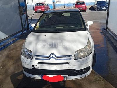 Usado Citroën C4 110 CV (80 kW) 2007 Blanco Berlina
