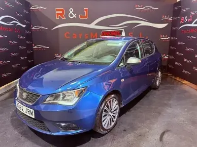 Usado Seat Ibiza ST CONNECT 90 CV (66 kW) 2016 Azul Familiar