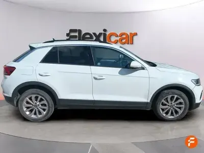 Usado VW T-Roc Life 150 CV (110 kW) 2023 Blanco SUV