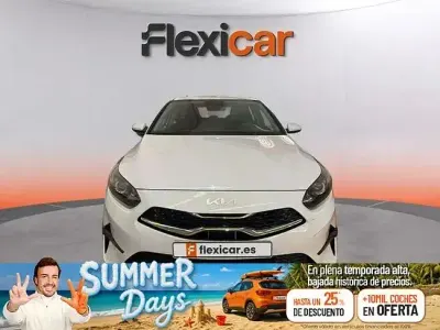 Usado Kia Ceed 136 CV (100 kW) 2023 Blanco Utilitario