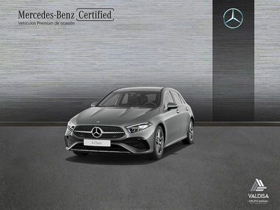 Gris montaña Usado 2024 Mercedes A200 AMG line Berlina | 36.400 € (Precio justo)