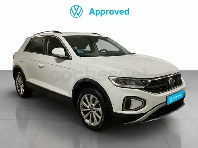 Usado VW T-Roc Life 150 CV (110 kW) 2024 Blanco SUV