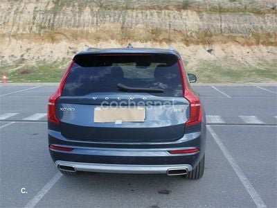 Usado Volvo XC90 Momentum 235 CV (172 kW) 2021 Azul SUV
