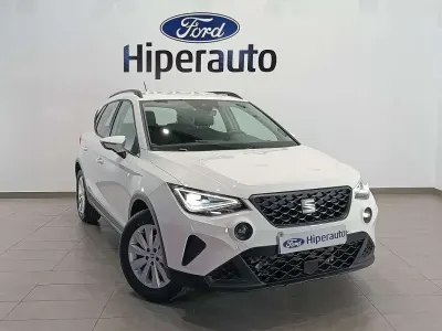 Usado Seat Arona Style 110 CV (80 kW) 2021 Blanco SUV