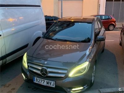 Mercedes B180