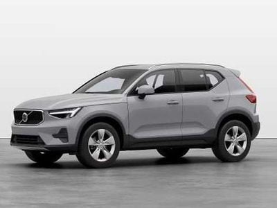 Gris Nuevo 2025 Volvo XC40 Core SUV | 38.900 € (Precio justo)