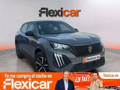 Usado Peugeot 2008 Active 102 CV (75 kW) 2023 Gris SUV