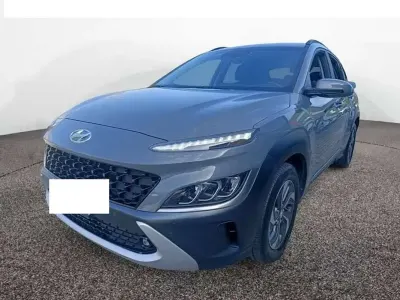 Usado Hyundai Kona 141 CV (103 kW) 2022 Gris SUV