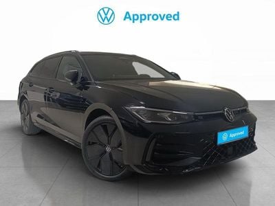 Negro Usado 2024 VW Passat R-line Familiar | 47.900 € (Caro)