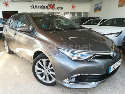 Beige Usado 2017 Toyota Auris Hybrid Advance Berlina | 16.900 € (Precio justo)