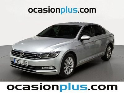 Usado VW Passat Advance 150 CV (110 kW) 2017 Gris plata Berlina