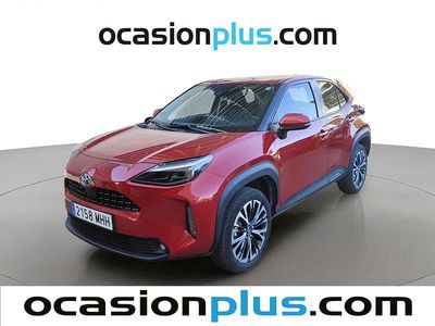Usado Toyota Yaris Hybrid Style 116 CV (85 kW) 2023 Rojo Utilitario