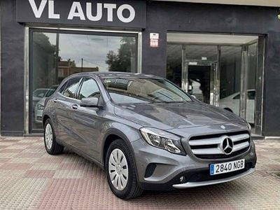 Käytetty Mercedes GLA200 Urban 136 HP (100 kW) 2015 Harmaa Katumaasturi