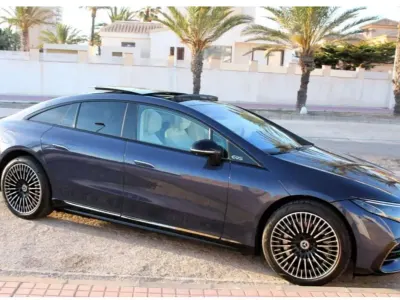 Usado Mercedes EQS580 400 kW (544 CV) 2024 Azul Berlina