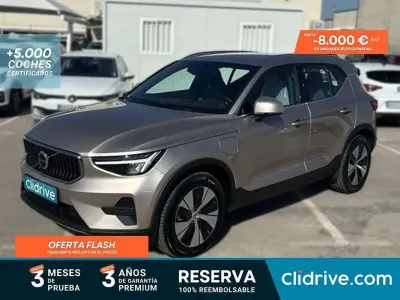 Usado Volvo XC40 Ultimate 179 CV (131 kW) 2023 Gris SUV